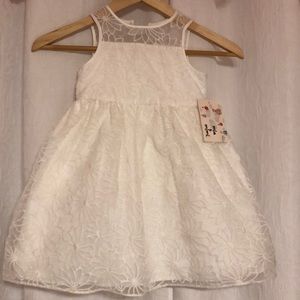 3t white dress
